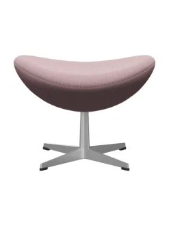 3127 Fodskammel til Ægget af Arne Jacobsen stofgr. 1