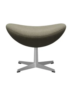 3127 Fodskammel til Ægget af Arne Jacobsen stofgr. 2