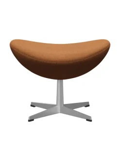 3127 Fodskammel til Ægget af Arne Jacobsen stofgr. 2