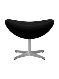 3127 Fodskammel til Ægget af Arne Jacobsen stofgr. 2