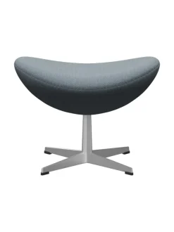 3127 Fodskammel til Ægget af Arne Jacobsen stofgr. 2
