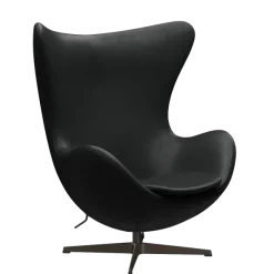 3316 Ægget loungestol, stel i brown bronze af Arne Jacobsen