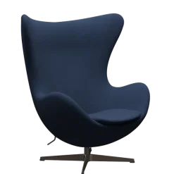 3316 Ægget loungestol, stel i brown bronze af Arne Jacobsen