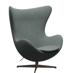 3316 Ægget loungestol, stel i brown bronze af Arne Jacobsen