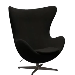 3316 Ægget loungestol, stel i brown bronze af Arne Jacobsen