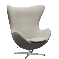 3316 Ægget loungestol, stel i børstet aluminium af Arne Jacobsen