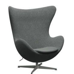 3316 Ægget loungestol, stel i silver grey af Arne Jacobsen