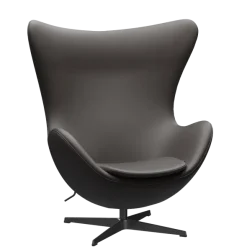 3316 Ægget loungestol, stel i sort af Arne Jacobsen