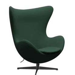 3316 Ægget loungestol, stel i sort af Arne Jacobsen