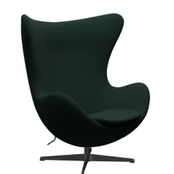 3316 Ægget loungestol, stel i sort af Arne Jacobsen