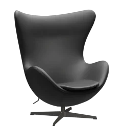 3316 Ægget loungestol, stel i warm graphite af Arne Jacobsen