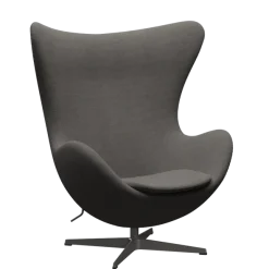 3316 Ægget loungestol, stel i warm graphite af Arne Jacobsen