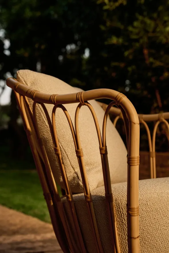 Grace Outdoor Lounge Chair fra GUBI