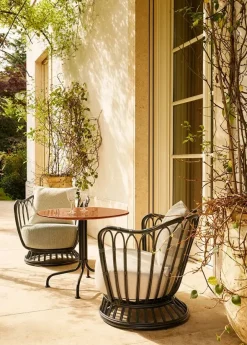 Grace Outdoor Lounge Chair fra GUBI