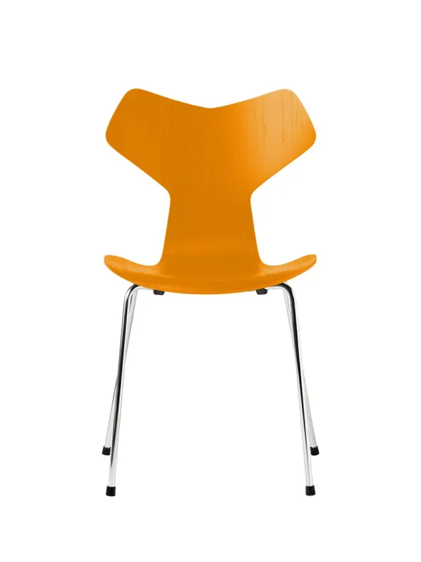 3130 Grand Prix stol i farvet ask af Arne Jacobsen