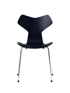 3130 Grand Prix stol i farvet ask af Arne Jacobsen