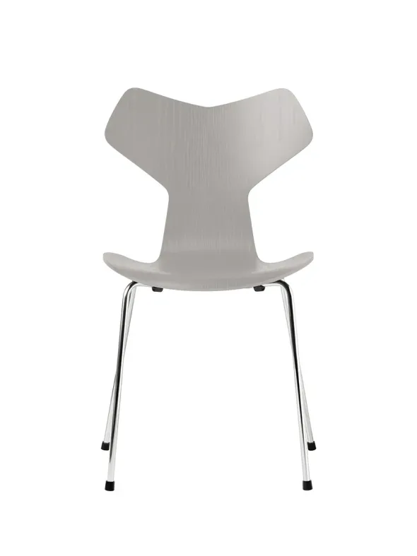3130 Grand Prix stol i farvet ask af Arne Jacobsen