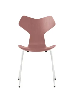 3130 Grand Prix stol i farvet ask af Arne Jacobsen