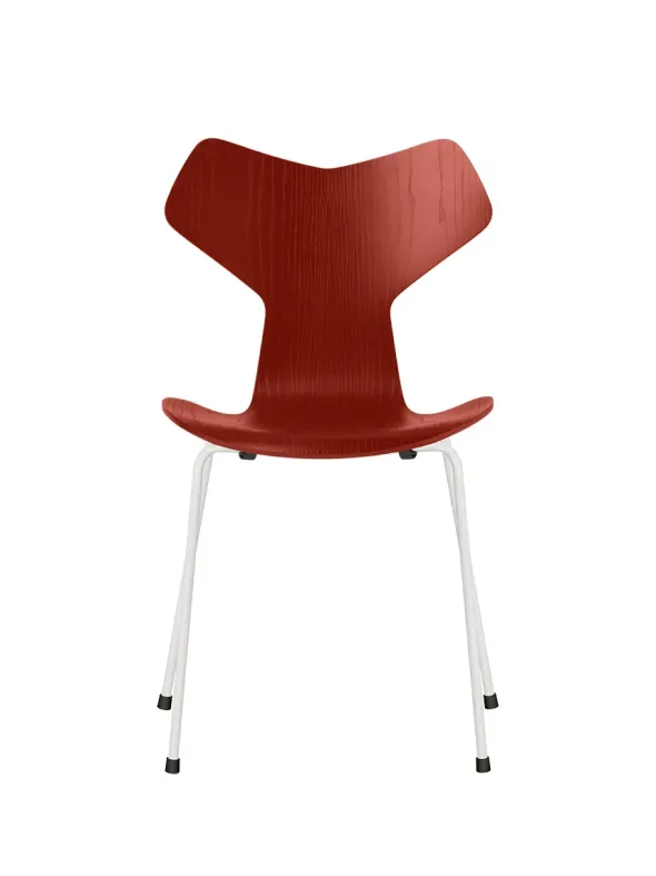 3130 Grand Prix stol i farvet ask af Arne Jacobsen