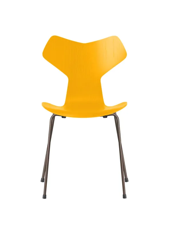 3130 Grand Prix stol i farvet ask af Arne Jacobsen