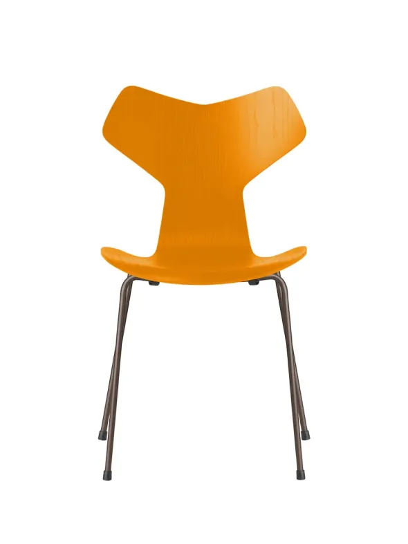 3130 Grand Prix stol i farvet ask af Arne Jacobsen