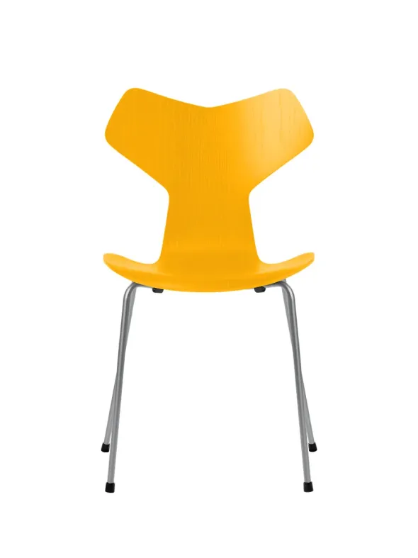 3130 Grand Prix stol i farvet ask af Arne Jacobsen