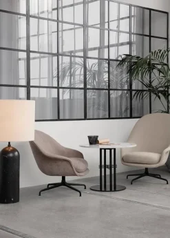 Gravity Low XL Gulvlampe, canvas skærm fra GUBI