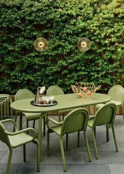 Groove Obround Table fra Tom Dixon
