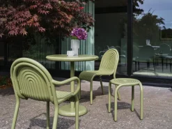 Groove udendørs cafébord fra Tom Dixon