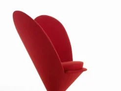 Heart Cone Chair af Verner Panton