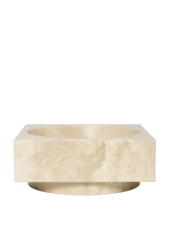 Hew high centrepiece, travertin fra Ferm Living