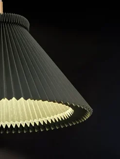 334H Gulvlampe, Moss Green fra Le Klint