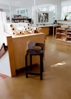 High Chair K65 fra Artek