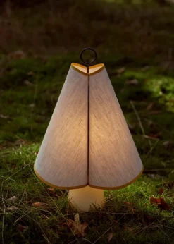 Hornbæk Portable Lampe fra GUBI