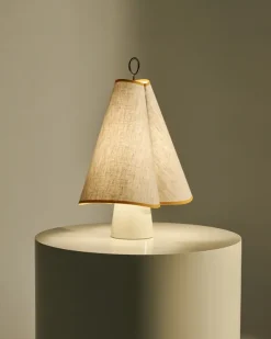 Hornbæk Portable Lampe fra GUBI