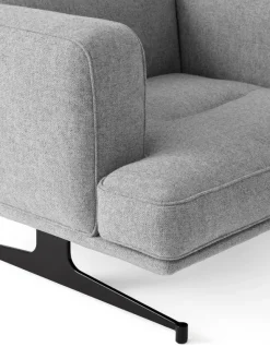 Inland AV21 Lounge Chair fra &Tradition