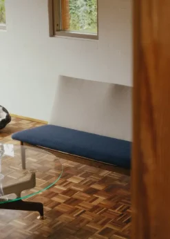 Japan 2 pers. sofa, eg olie af Finn Juhl
