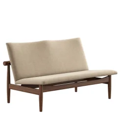 Japan 2 pers. sofa, valnød af Finn Juhl