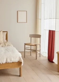 J39 Folkestolen, Pebble grey af Børge Mogensen