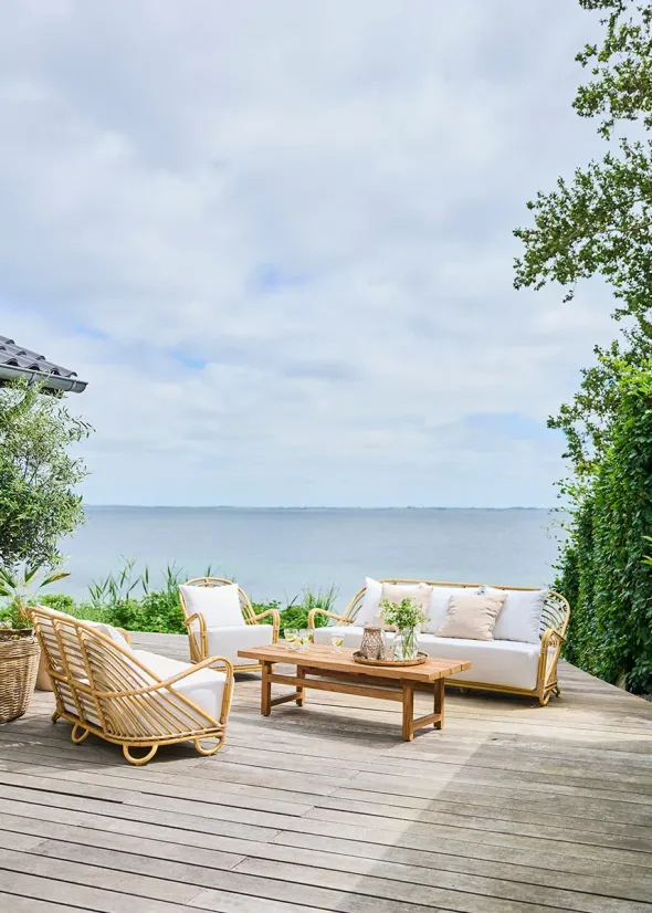 Julian Loungebord, 140x55 cm fra Sika-Design