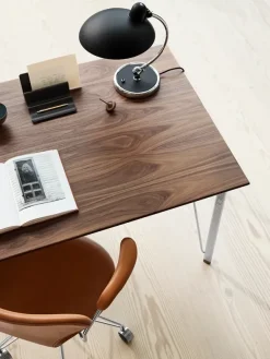 Kaiser Idell Bordlampe fra Fritz Hansen