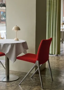 Kape IF7 spisebordsstol fra &Tradition