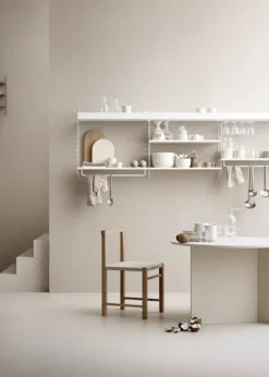 Køkkenreol, bundle A fra String Furniture