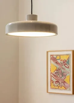 Lacquer pendant medium, grey fra Nine