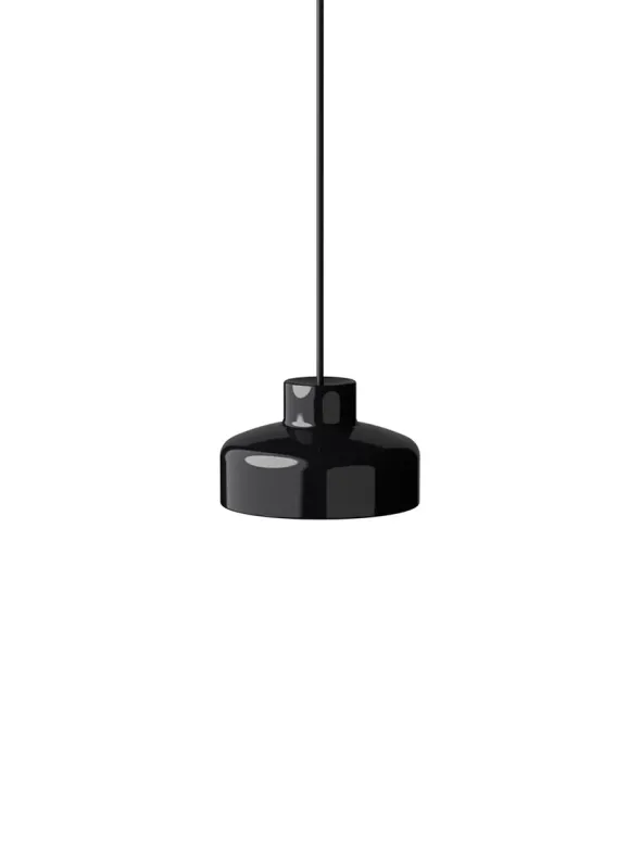 Lacquer pendant small, black fra Nine