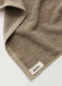 Linen Hand Towel, 50 x 90 cm fra Aiayu