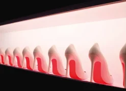 Little Book of Christian Louboutin fra New Mags