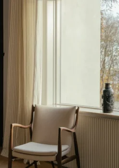 45 Lænestol, eg olie af Finn Juhl