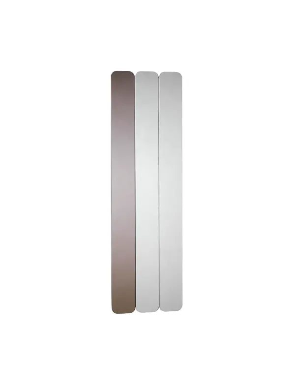 Logs Mirror, 3 mirrors fra Woud
