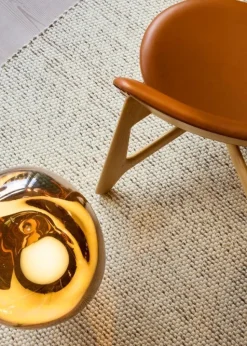 Loopy Natural gulvtæppe fra Tom Dixon